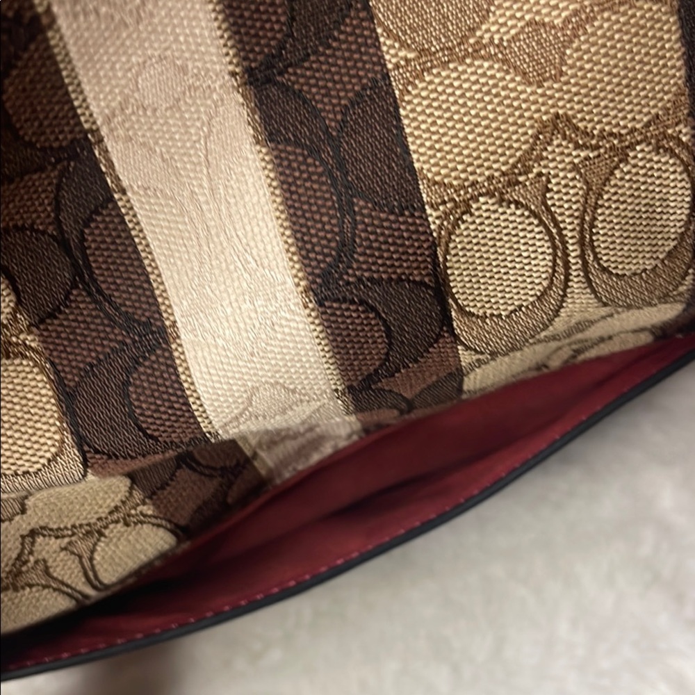 COACH- Anna Foldover Clutch Crossbody In Signature Jacquard With Stripes - Picture 6 of 13